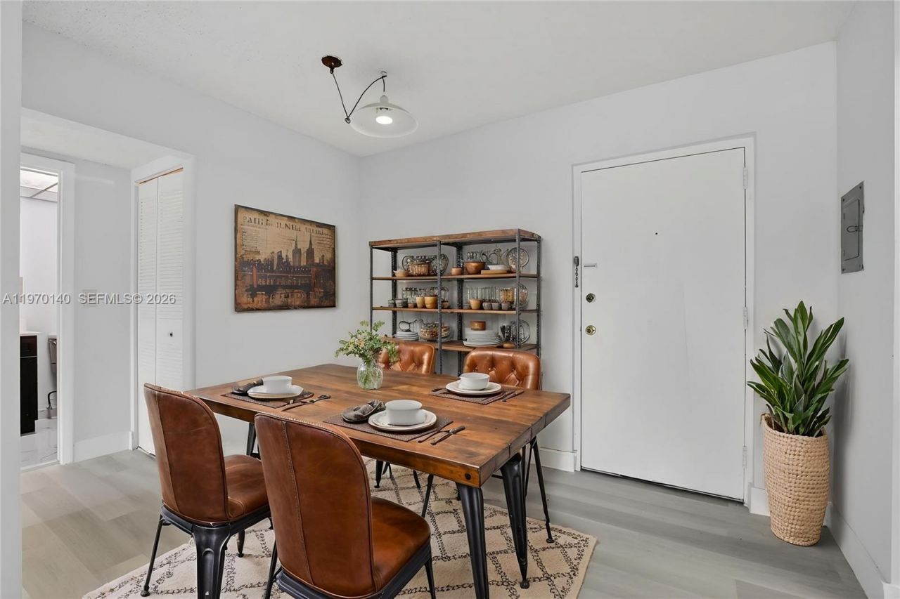 450 NW 20th St, Unit 2120, Boca Raton, FL 33431 Photo