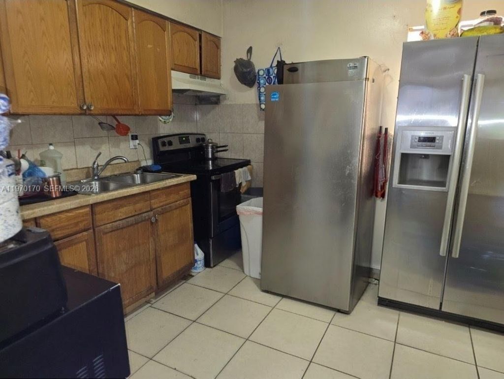 4001 NW 31st Ave, Lauderdale Lakes, FL 33309 Photo