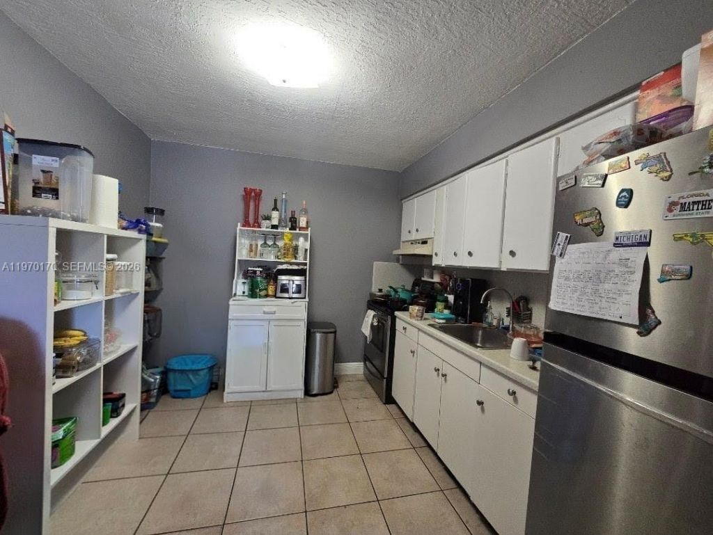 4001 NW 31st Ave, Lauderdale Lakes, FL 33309 Photo