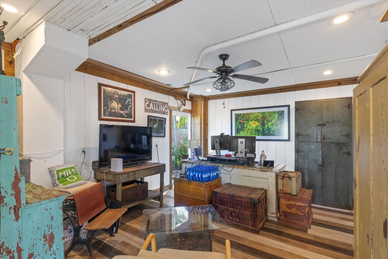 5 El Monte Lane, Big Coppitt, FL 33040 Photo