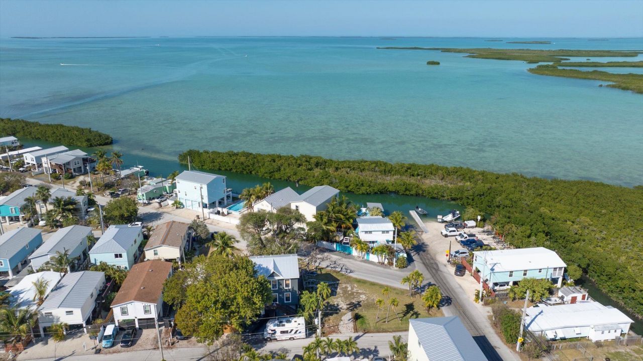 5 El Monte Lane, Big Coppitt, FL 33040 Photo