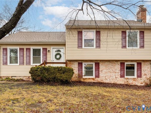 10520 W Providence Road, North Chesterfield, VA 23236