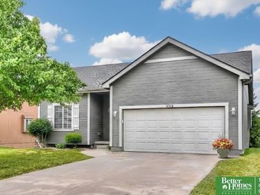 10508 Lewis And Clark Road, Bellevue, NE 68123