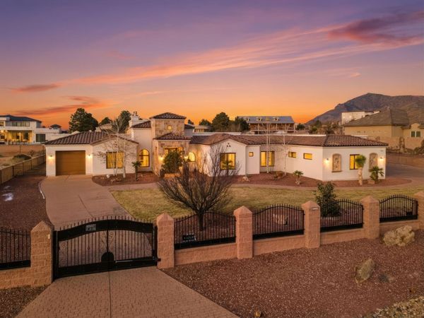 8001 Florence Avenue NE, Albuquerque, NM 87122