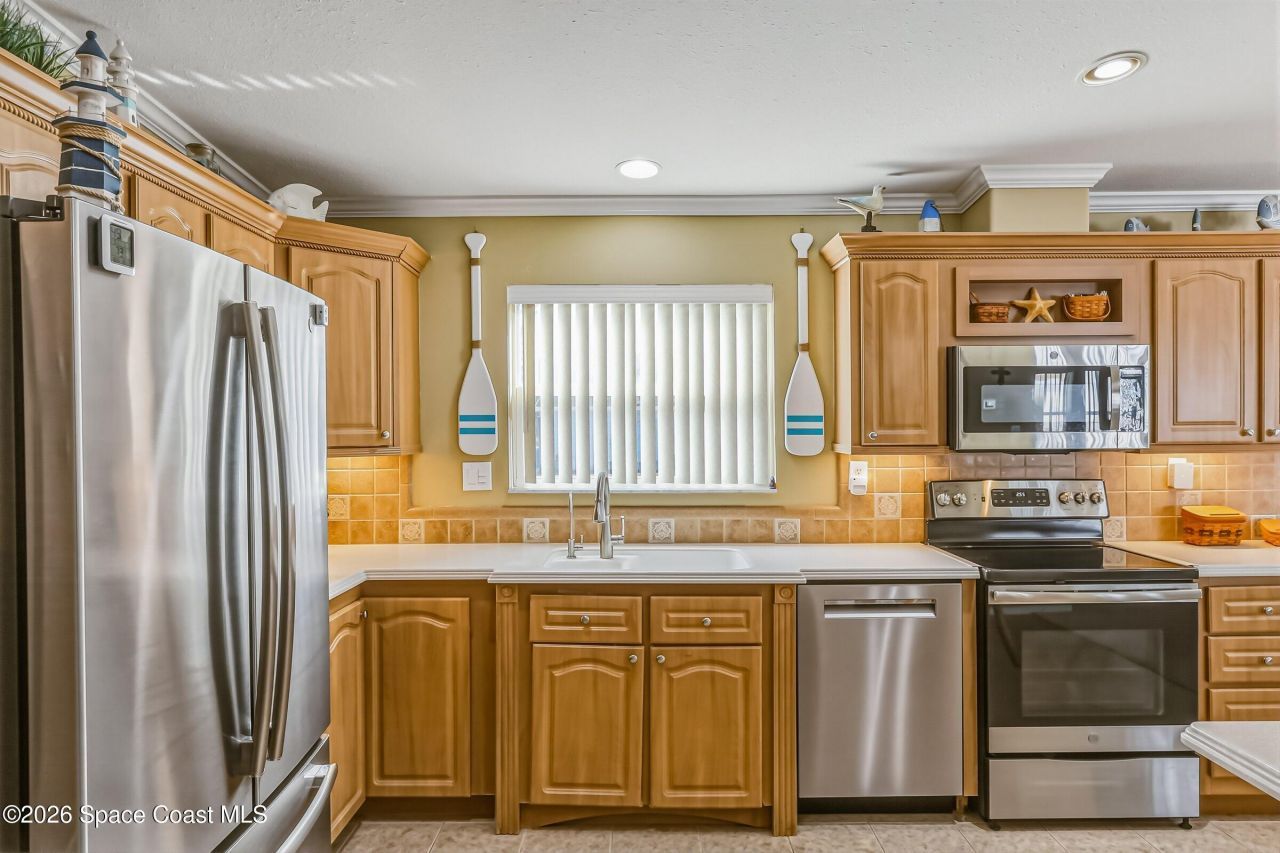 859 Tamarind Circle, Barefoot Bay, FL 32976 Photo