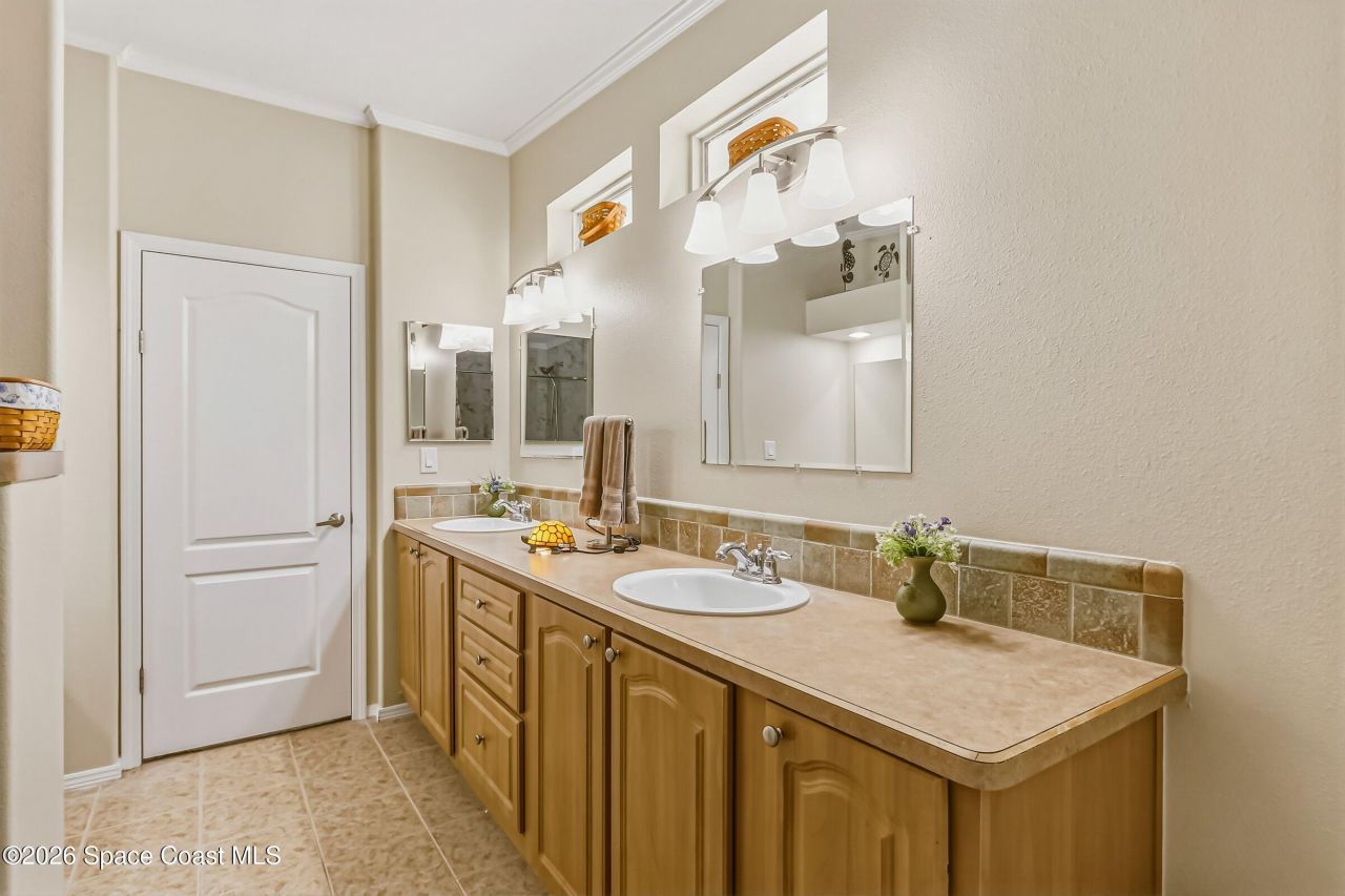 859 Tamarind Circle, Barefoot Bay, FL 32976 Photo