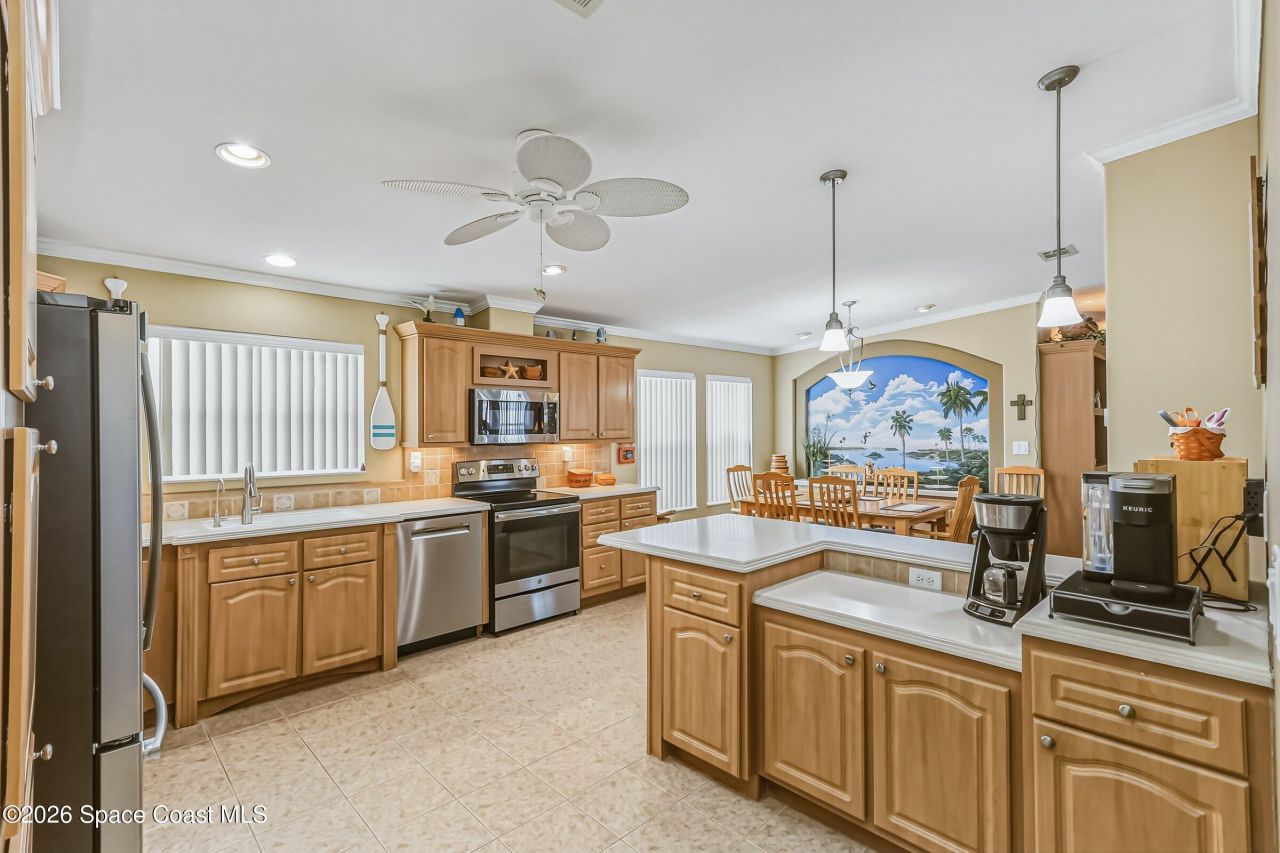 859 Tamarind Circle, Barefoot Bay, FL 32976 Photo