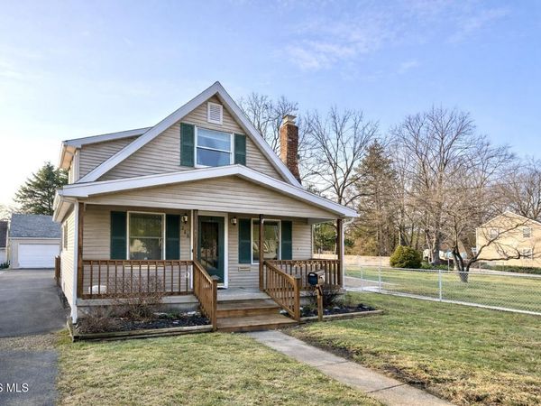 711 Sawyer Road, Toledo, OH 43615