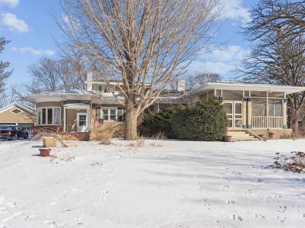 514 Columbia Circle, Waterloo, IA 50701