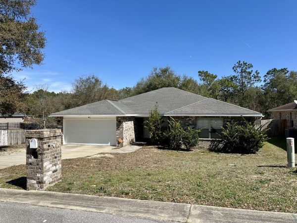 118 Trailwood Lane, Crestview, FL 32539