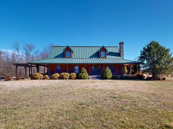 955 Martin Mill Road, Puryear, TN 38251