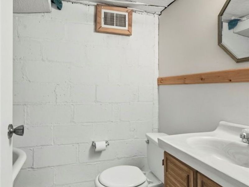 216 Parkview Street NE, Massillon, OH 44646 Photo 19