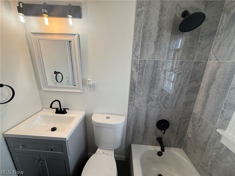 7111 Hampstead Avenue, Parma, OH 44129 Photo 14