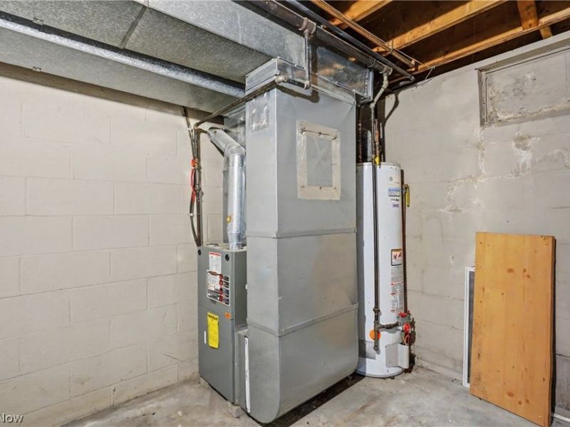 1421 -1423 Creighton Avenue, Akron, OH 44310 Photo 21