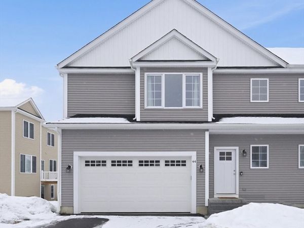 44 Pouts Ln, Unit 44, Uxbridge, MA 01569