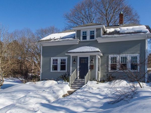 7 Woods Lane, Ipswich, MA 01938