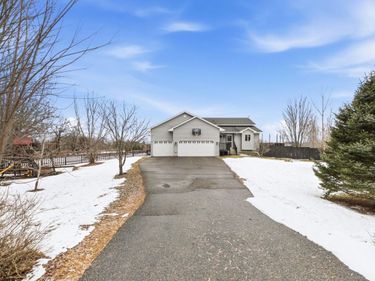 30127 105th Street, Princeton, MN 55371