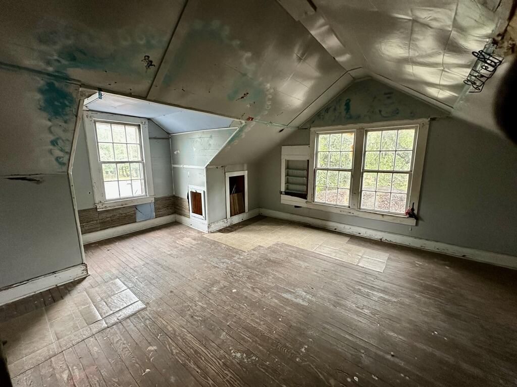 1420 N Highway 52 Photo 10