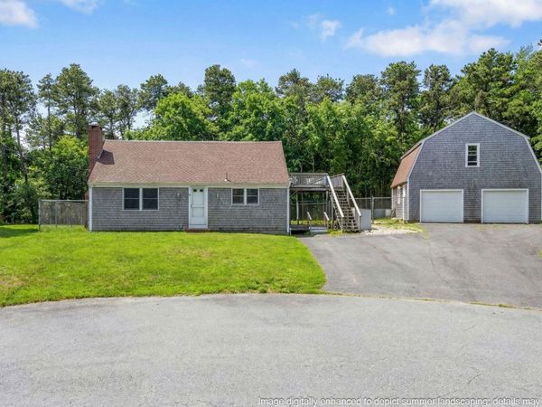 13 Pepper Lane, Harwich, MA 02645