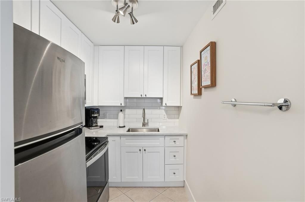 1295 Gulf Shore Blvd S, Unit 134, Naples, FL 34102 Photo