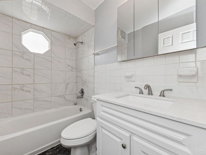 2412 Findlater Court, Cincinnati, OH 45230 Photo 16