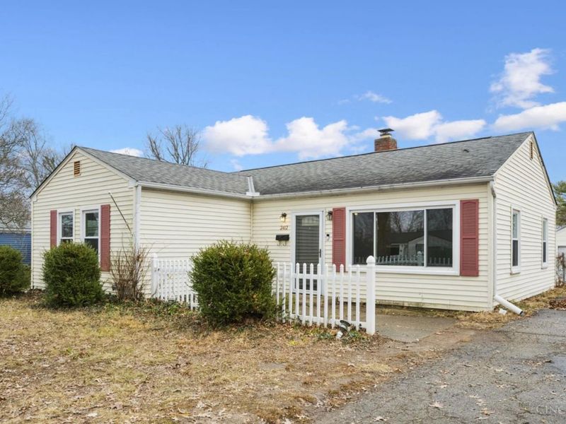 2412 Findlater Court, Cincinnati, OH 45230 Photo 3