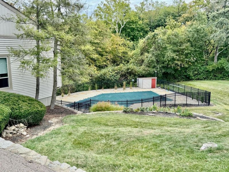 22 Oakwood Court, Cincinnati, OH 45246 Photo 41