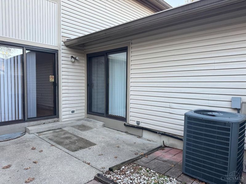 22 Oakwood Court, Cincinnati, OH 45246 Photo 42