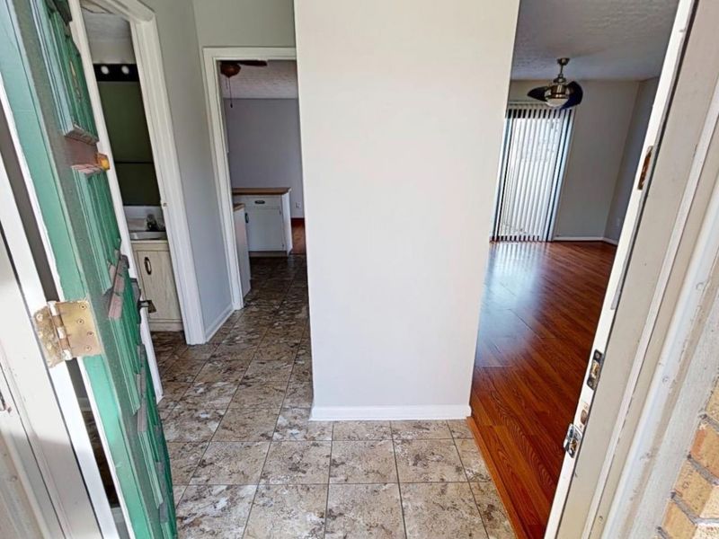 22 Oakwood Court, Springdale, OH 45246 Photo 5