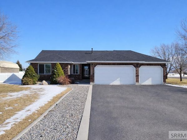 965 October Cove, SHELLEY, ID 83274