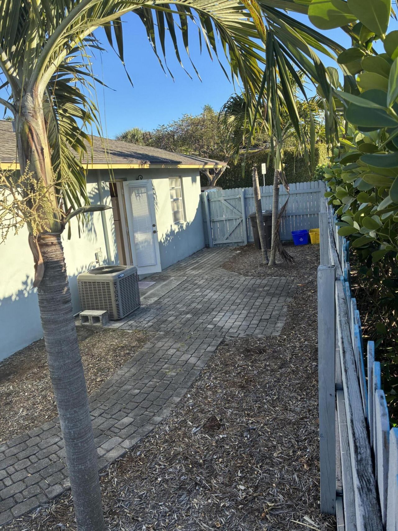 233 W Pine Terrace, Unit A, West Palm Beach, FL 33405 Photo