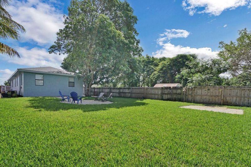 610 SE 2nd Avenue, Unit A, Delray Beach, FL 33483 Photo