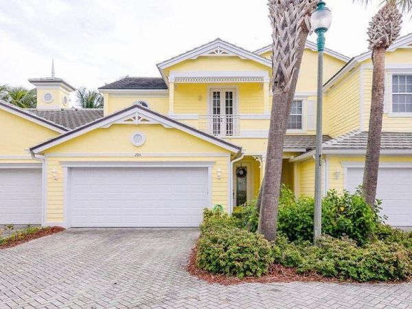 204 Mariner Bay Boulevard, Fort Pierce, FL 34949