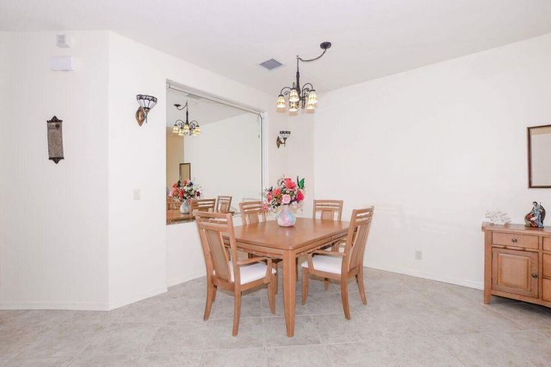 204 Mariner Bay Boulevard, Fort Pierce, FL 34949 Photo