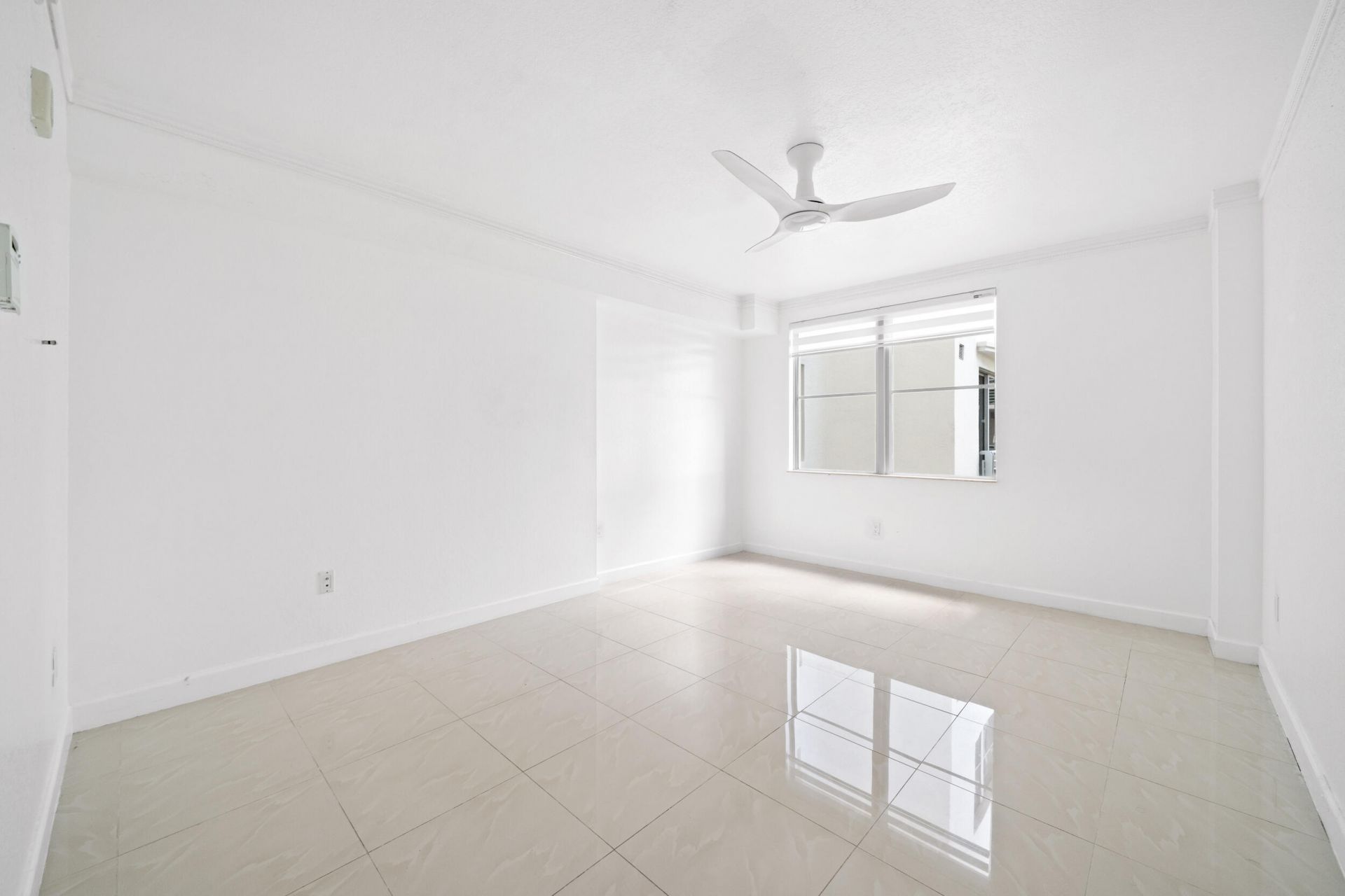 1830 Radius Drive, Unit 405, Hollywood, FL 33020 Photo