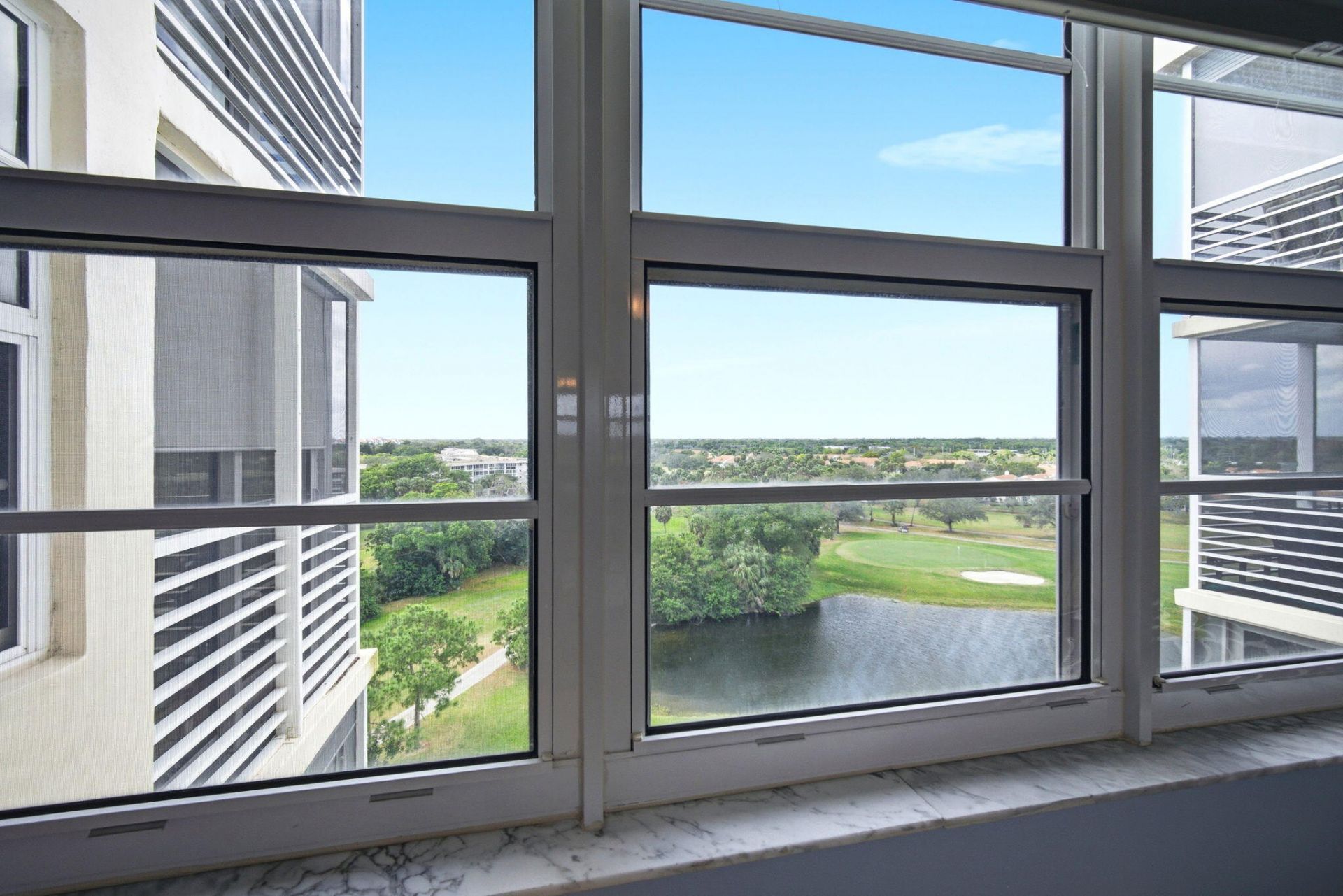 3507 Oaks Way, Unit 911, Pompano Beach, FL 33069 Photo