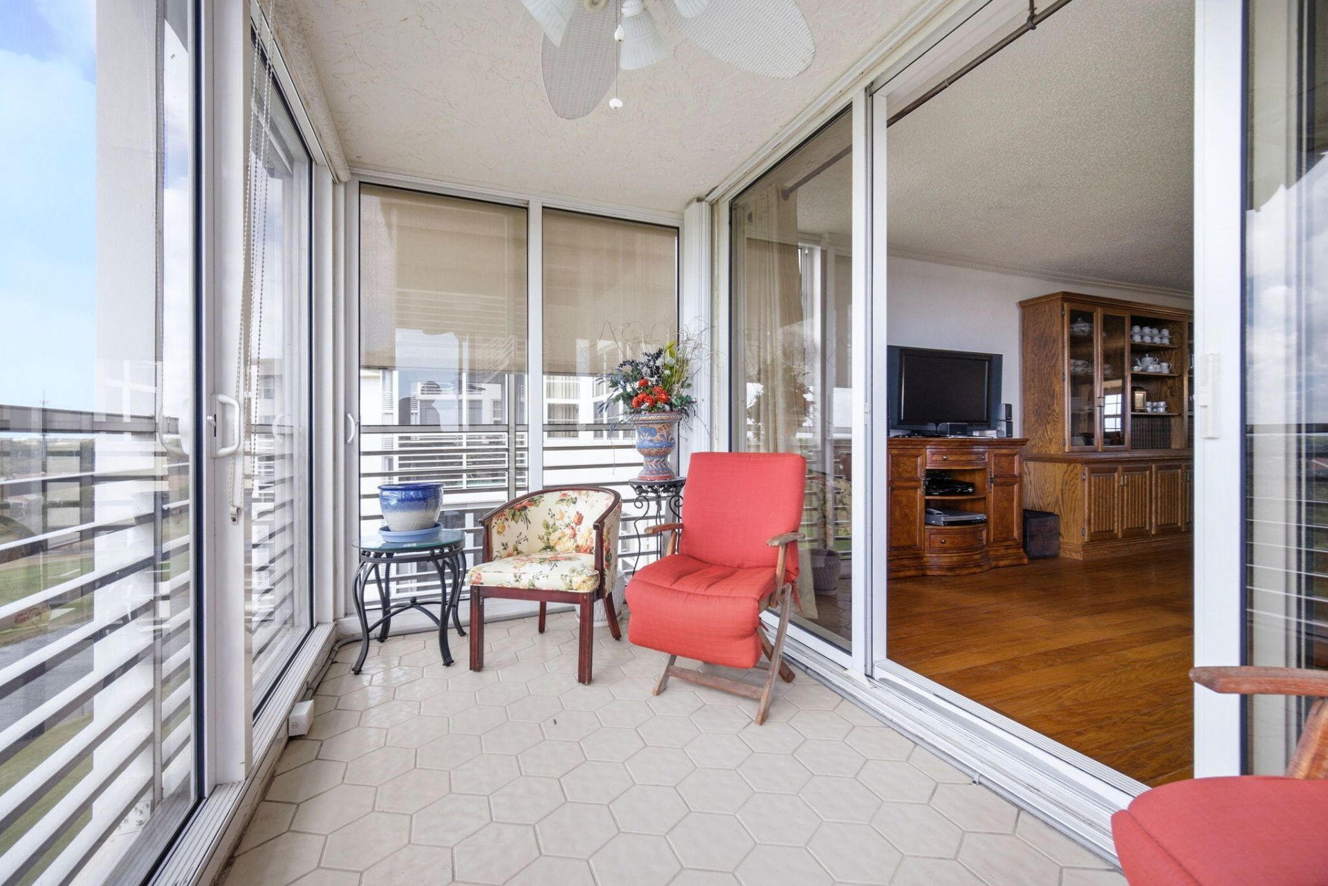 3507 Oaks Way, Unit 911, Pompano Beach, FL 33069 Photo
