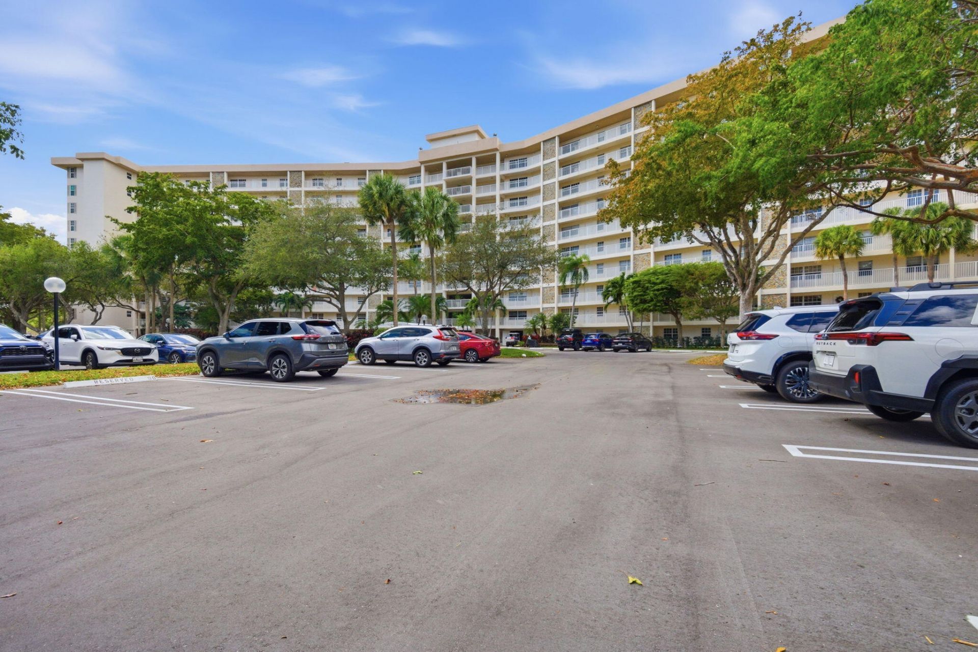 3507 Oaks Way, Unit 911, Pompano Beach, FL 33069 Photo