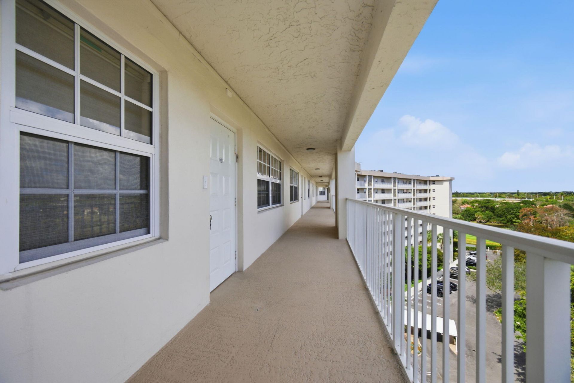 3507 Oaks Way, Unit 911, Pompano Beach, FL 33069 Photo