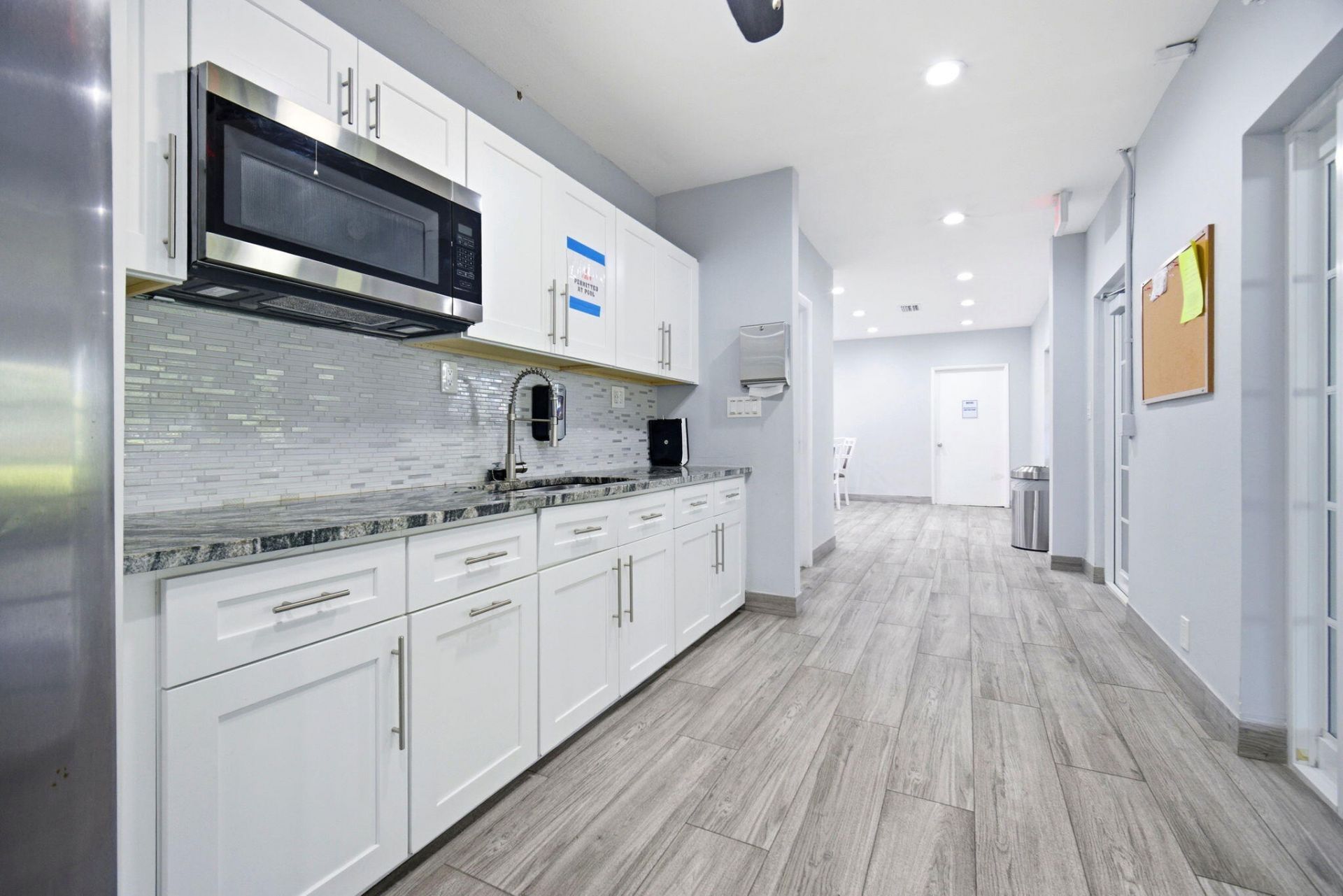 3507 Oaks Way, Unit 911, Pompano Beach, FL 33069 Photo