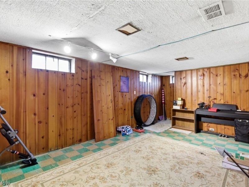 14128 Liberty Avenue, Cleveland, OH 44135 Photo 27