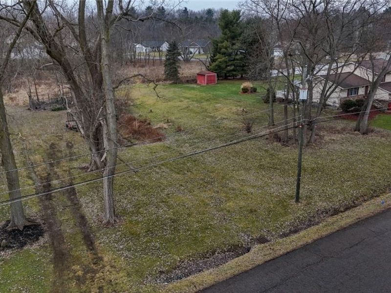 4707 Eastland Avenue, Louisville, OH 44641 Photo 3