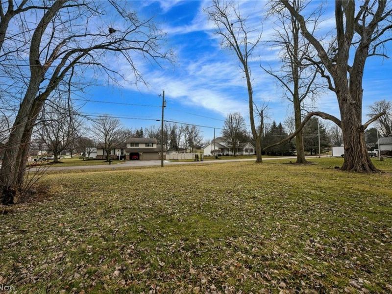 4707 Eastland Avenue, Louisville, OH 44641 Photo 9