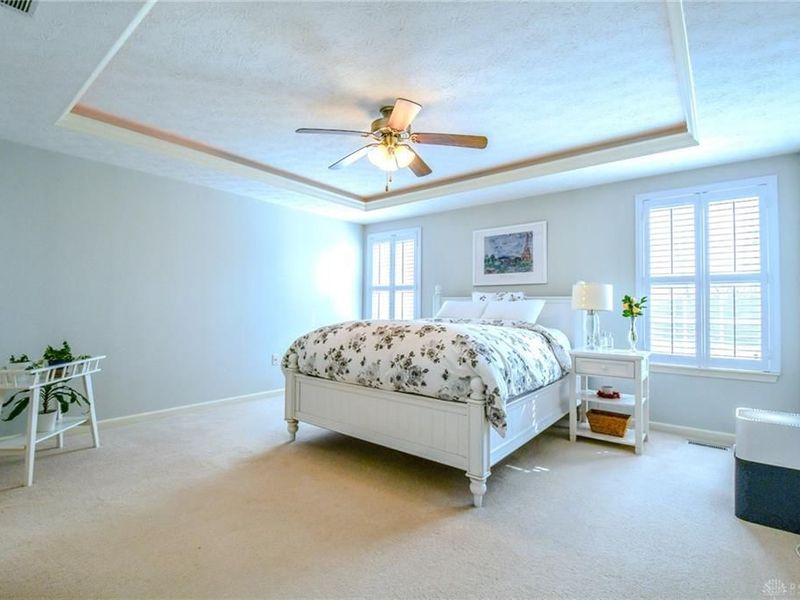 9825 Augusta Lane, Piqua, OH 45356 Photo 12