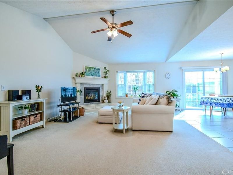 9825 Augusta Lane, Piqua, OH 45356 Photo 5