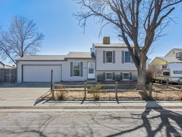 19682 E Batavia Drive, Aurora, CO 80011
