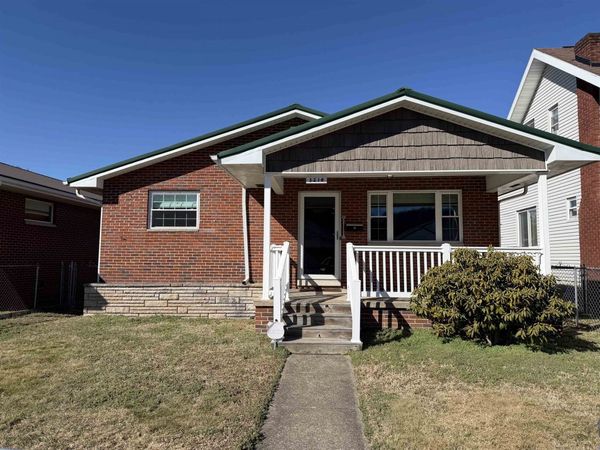 3214 HUGHES STREET, HUNTINGTON, WV 25704