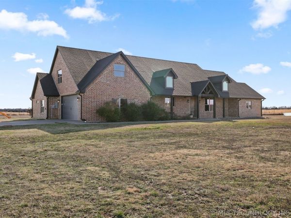 777 Sterret , Calera, OK 74730