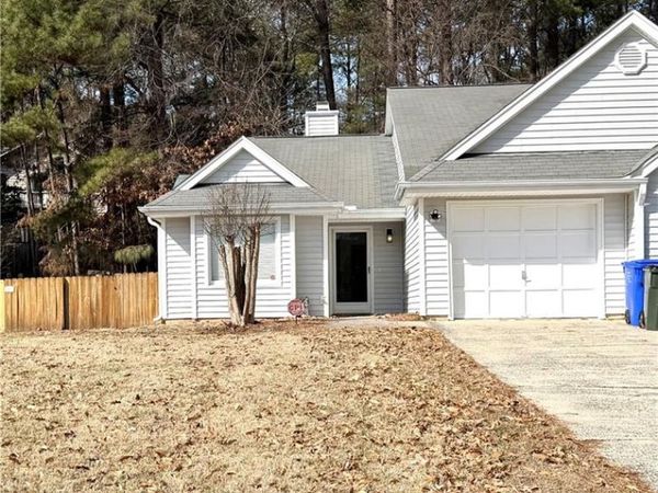 205 Standish Drive, Chapel Hill, NC 27517