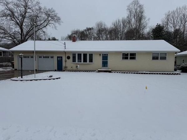 1033 Aster Street, Wayland, MI 49348